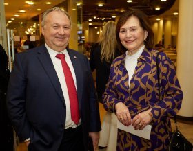 Lucie Urválková, místopředsedkyně představenstva a finanční ředitelka UNIQA Group (92)